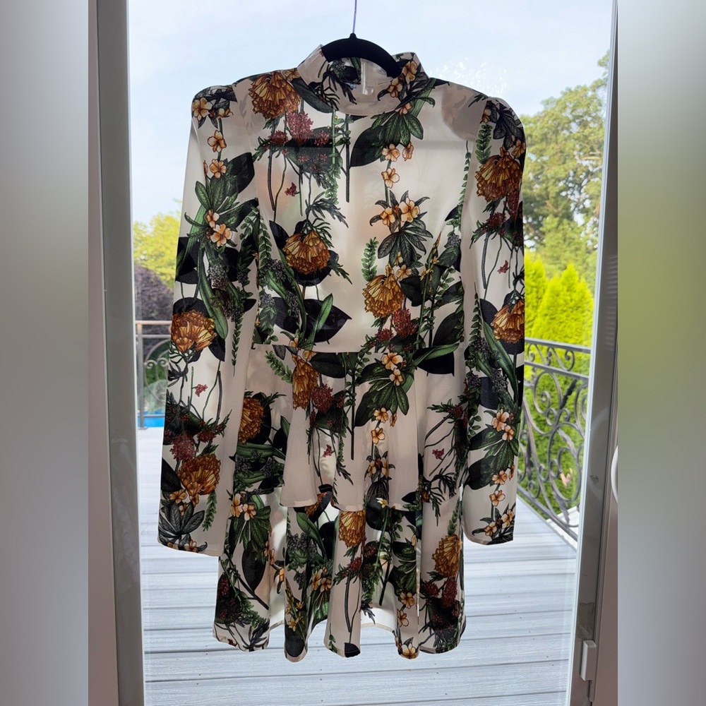 Floral Long Sleeve Fit & Flare Mini Dress – Botanical Print l size Small